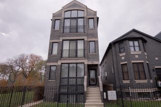 3938 S Wells Street 2, Chicago, IL 60609