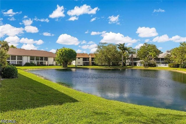 700 Misty Pines CIR 204, Naples, FL 34105