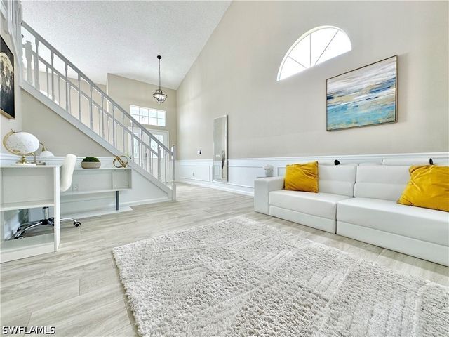 3639 Kent DR, Naples, FL 34112