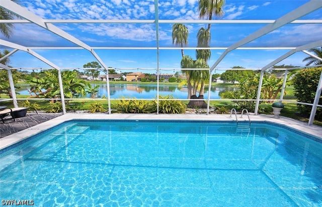 3639 Kent DR, Naples, FL 34112