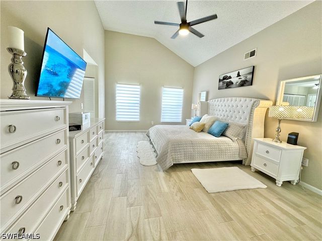 3639 Kent DR, Naples, FL 34112