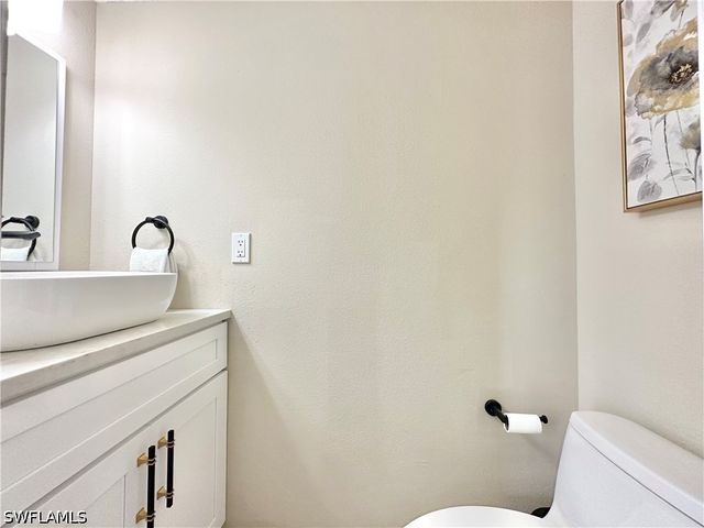 3639 Kent DR, Naples, FL 34112