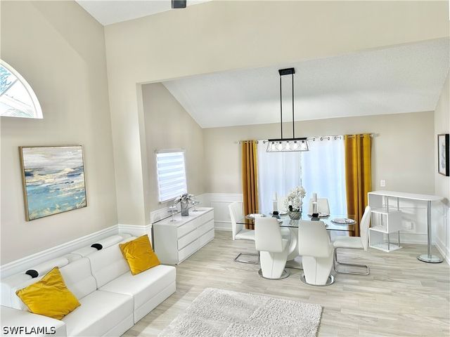 3639 Kent DR, Naples, FL 34112