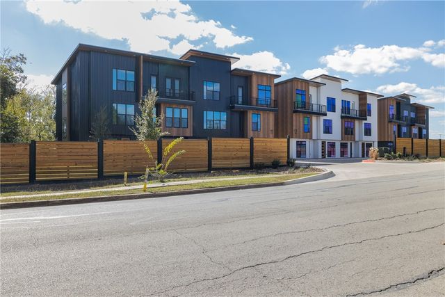 2539 East Villa Maria Road 1301, Bryan, TX 77802