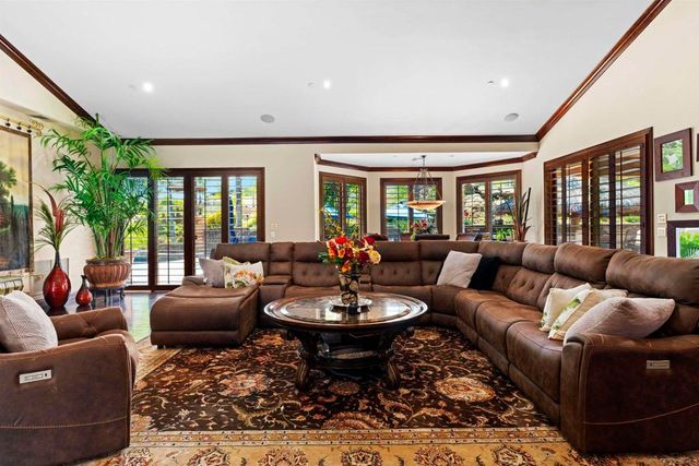 2882 Conestoga Circle, Alpine, CA 91901