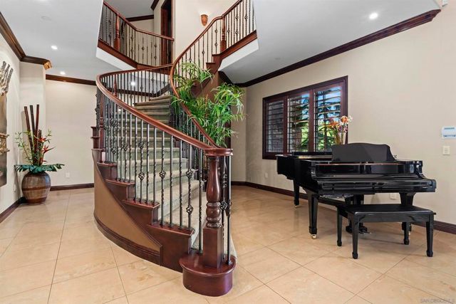 2882 Conestoga Circle, Alpine, CA 91901