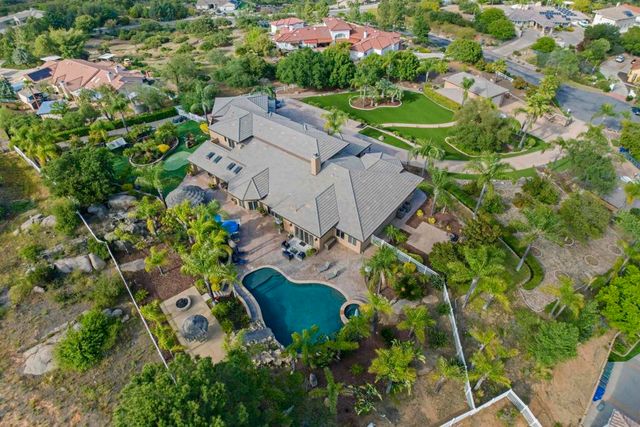 2882 Conestoga Circle, Alpine, CA 91901