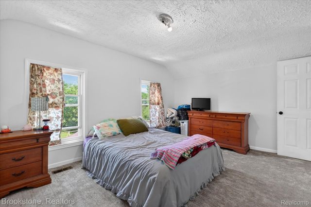 9455 Andersonville Road, Springfield Charter Township, MI 48346