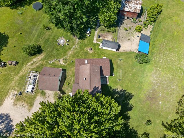9455 Andersonville Road, Springfield Charter Township, MI 48346