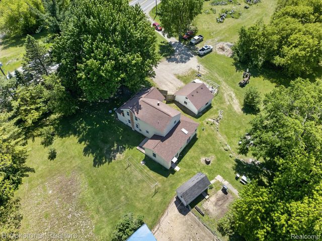 9455 Andersonville Road, Springfield Charter Township, MI 48346