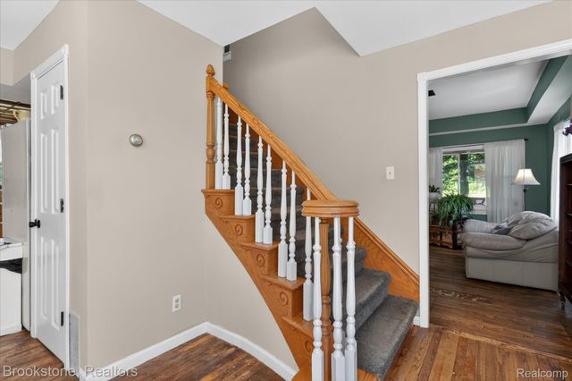9455 Andersonville Road, Springfield Charter Township, MI 48346
