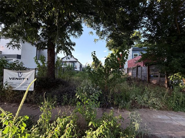 2512 E 4th ST, Austin, TX 78702