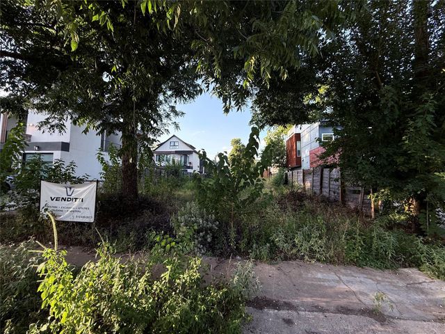 2512 E 4th ST, Austin, TX 78702