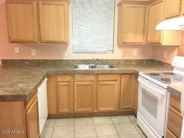 2300 E Magma Road Unit 172, San Tan Valley, AZ 85143
