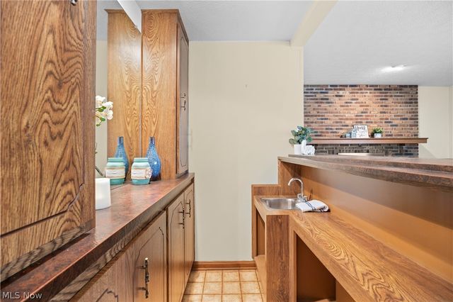 6308 Night Vista Drive, Parma, OH 44129
