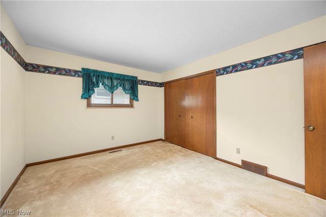 6308 Night Vista Drive, Parma, OH 44129