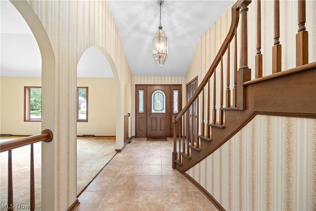 6308 Night Vista Drive, Parma, OH 44129
