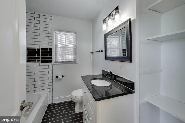 6904 RIGGS RD, Hyattsville, MD 20783