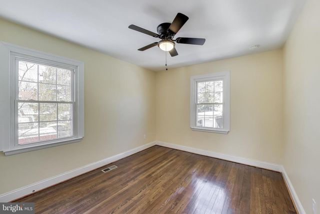 6904 RIGGS RD, Hyattsville, MD 20783