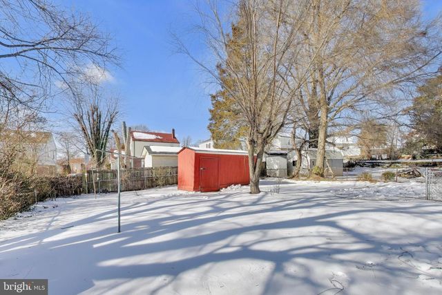 6904 RIGGS RD, Hyattsville, MD 20783