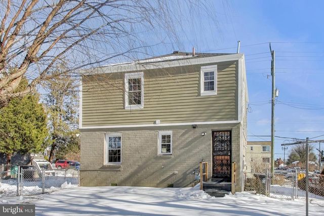 6904 RIGGS RD, Hyattsville, MD 20783