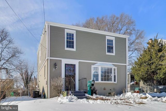 6904 RIGGS RD, Hyattsville, MD 20783