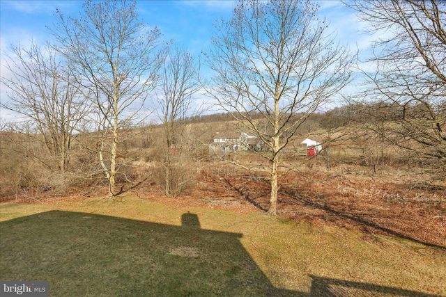 261 SITTLER VALLEY RD, Kutztown, PA 19530