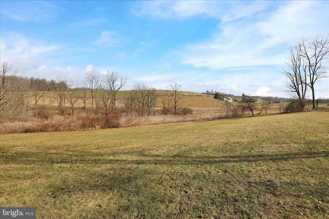 261 SITTLER VALLEY RD, Kutztown, PA 19530