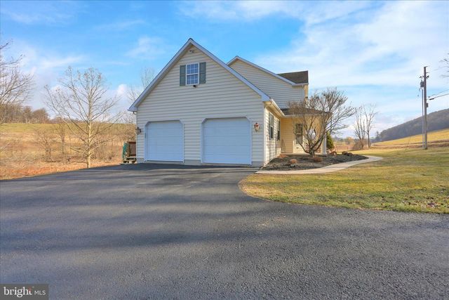261 SITTLER VALLEY RD, Kutztown, PA 19530