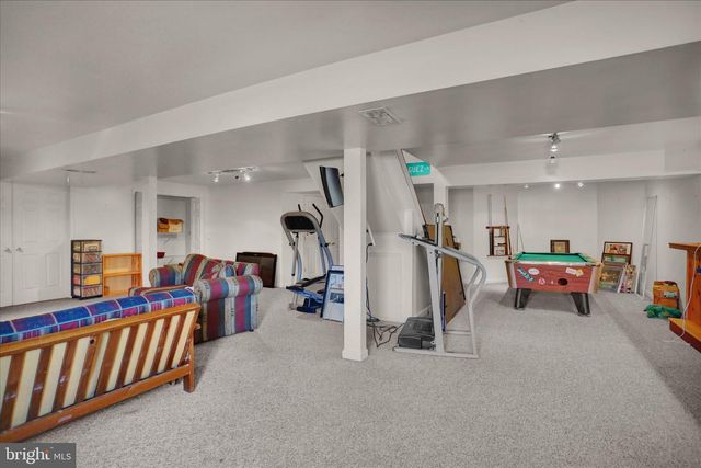 261 SITTLER VALLEY RD, Kutztown, PA 19530