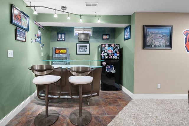 4220 E 48TH Street, Davenport, IA 52807