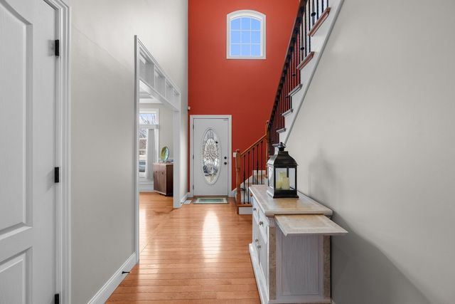 4220 E 48TH Street, Davenport, IA 52807