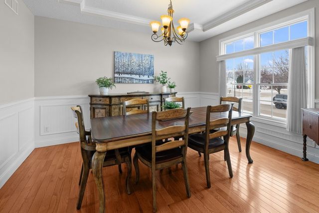 4220 E 48TH Street, Davenport, IA 52807