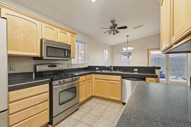 2287 Stallion Street SW, Los Lunas, NM 87031