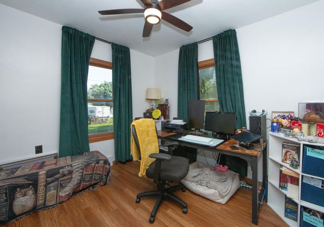 2713 Center Street, Cedar Falls, IA 50613