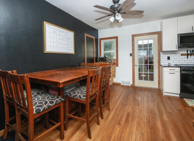 2713 Center Street, Cedar Falls, IA 50613
