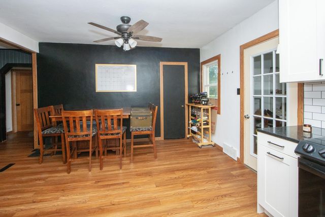 2713 Center Street, Cedar Falls, IA 50613
