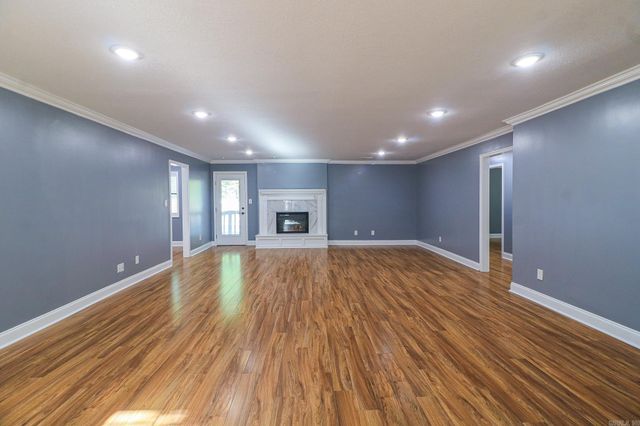 2824 Turtle Creek Road, Jonesboro, AR 72404