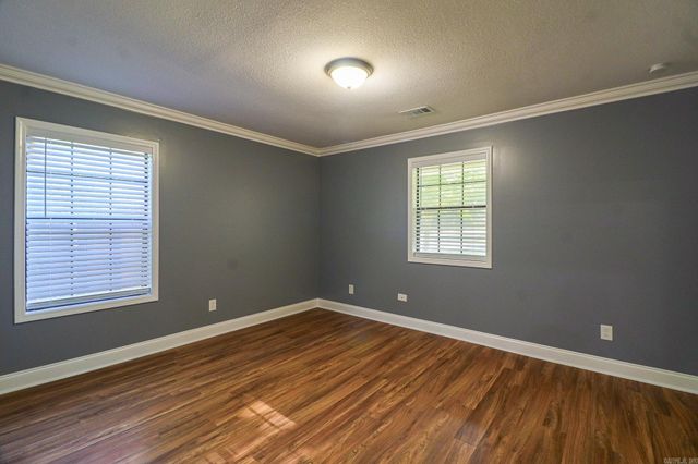 2824 Turtle Creek Road, Jonesboro, AR 72404