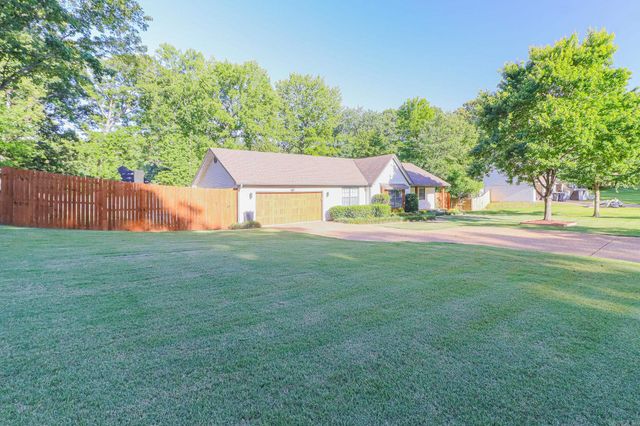 2824 Turtle Creek Road, Jonesboro, AR 72404
