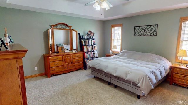 669 E 300 N, Jasper, IN 47546