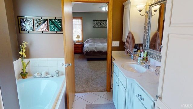 669 E 300 N, Jasper, IN 47546