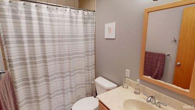 669 E 300 N, Jasper, IN 47546