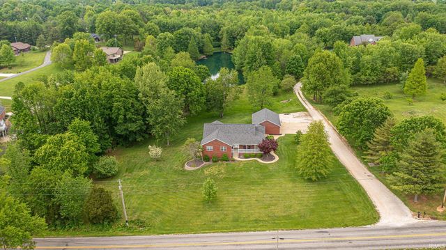669 E 300 N, Jasper, IN 47546