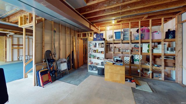 669 E 300 N, Jasper, IN 47546