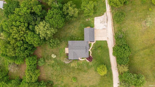 669 E 300 N, Jasper, IN 47546