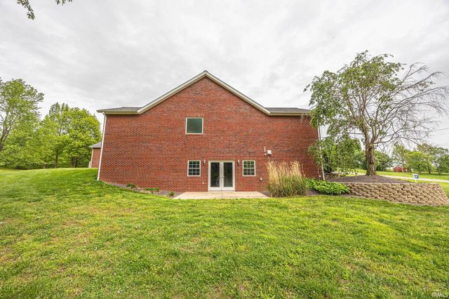 669 E 300 N, Jasper, IN 47546