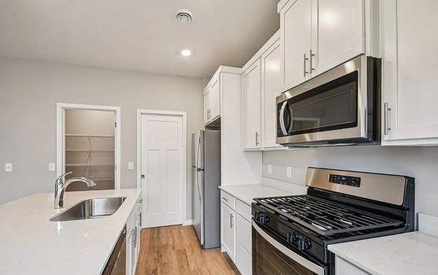 7066 139th Place NW, Ramsey, MN 55303