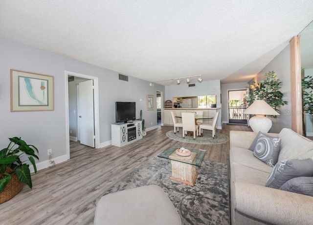 5724 PUERTA DEL SOL BOULEVARD S 248, St Petersburg, FL 33715