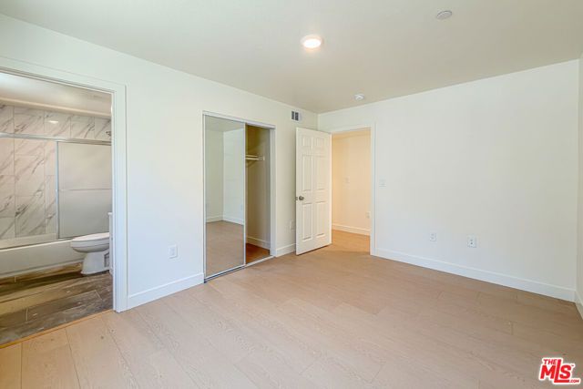 732 E 52nd Street, Los Angeles, CA 90011